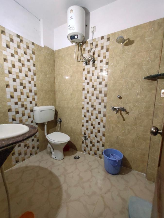 Allāhābād Junction Hotel Aman Palace מראה חיצוני תמונה